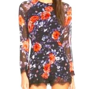 LOVE SADIE INDIGO FLORAL ROMPER WITH BLACK LACE TRIM NORDSTOM NWT SIZE MEDIUM